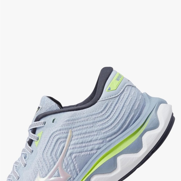 Mizuno Women's Wave Horizon 6 Running Shoe in Heather White Size 8 - Picture 4 of 14